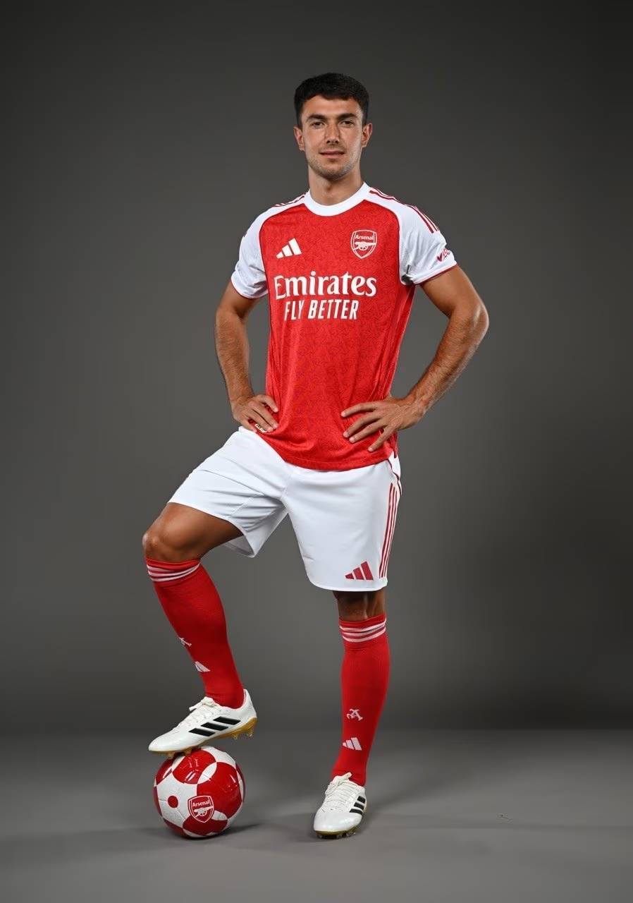 3-0完胜黑猫只差阿森纳2分！那个熟悉的曼城，正在慢慢地回归