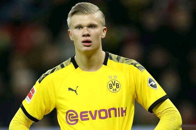 阿诺德受伤影响皇马阵容，巴尔韦德需客串右后卫，球迷呼吁调整阵型。