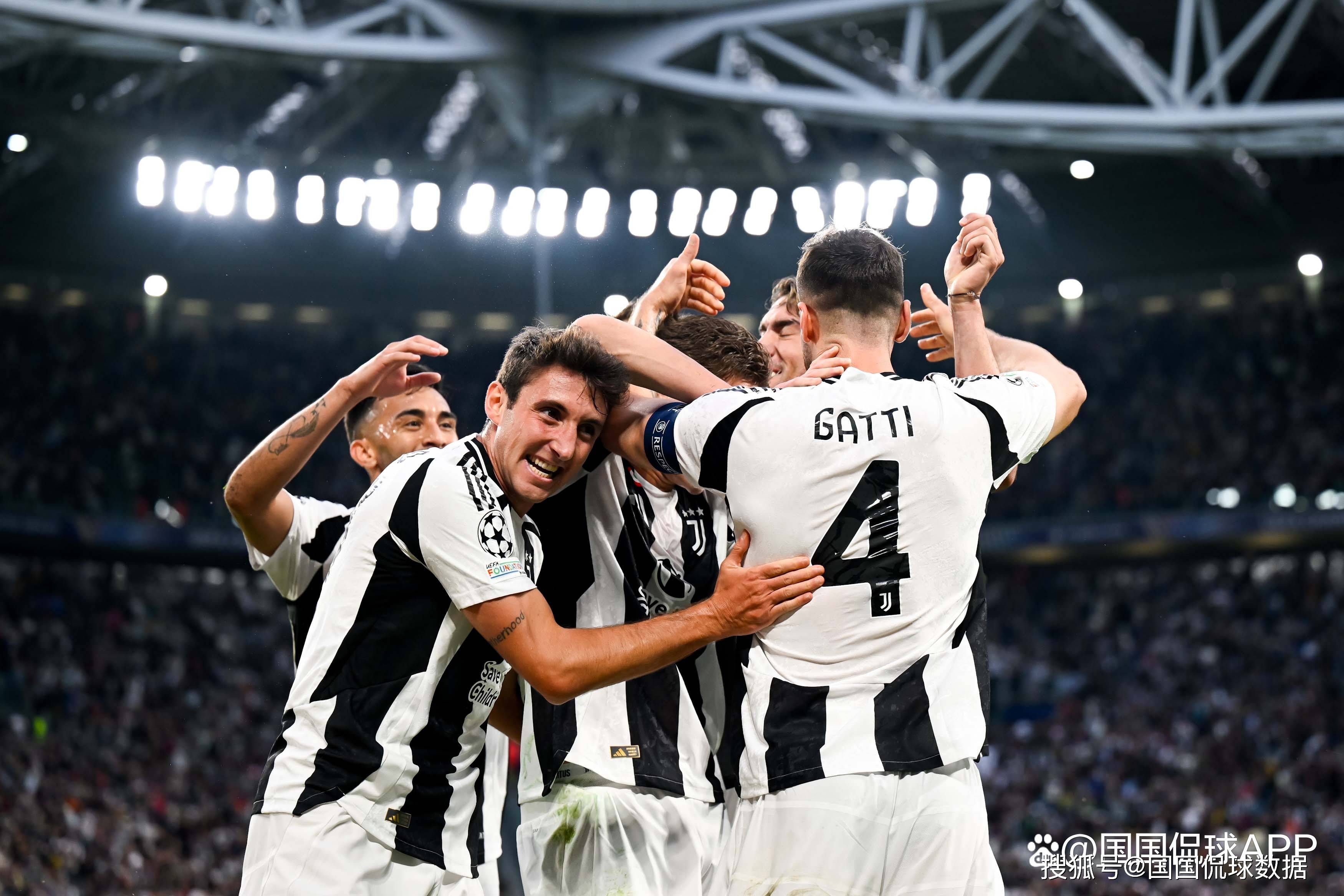 马卡：当皇马进攻受阻或传递缺乏深度时，阿隆索总是需要罗德里戈（马卡：每当皇马进攻受限或传球缺少纵深，阿隆索总会依赖罗德里戈）