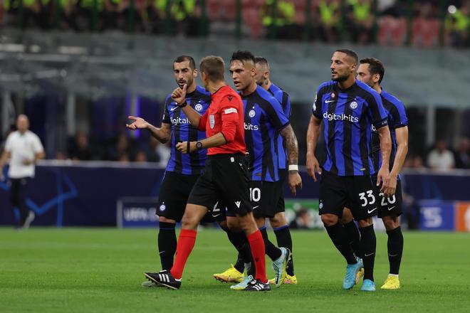 科瓦奇：我不是阿德耶米的父亲，需把精力放在联赛上（科瓦奇：我不是阿德耶米的家长，球队应将重心放在联赛）