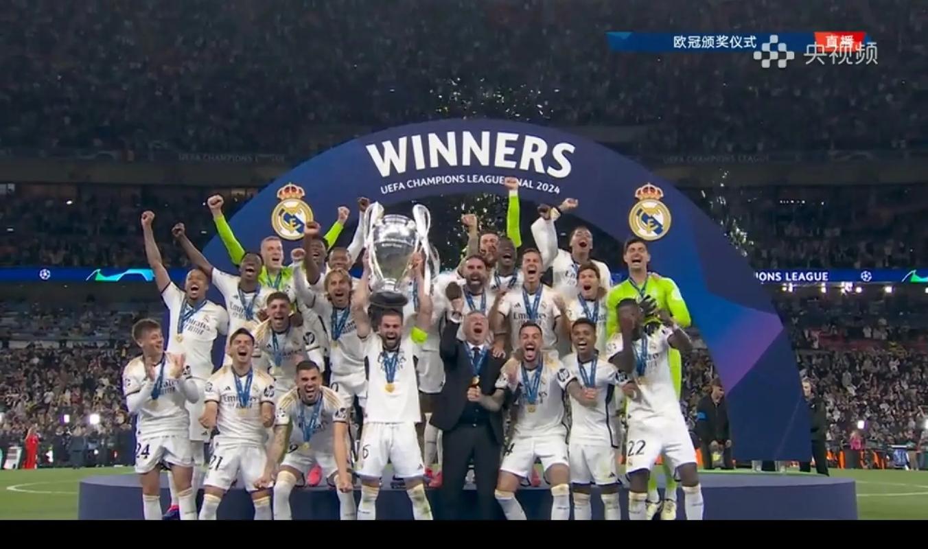 记者：曼联希望姆伯莫12月21日踢完维拉后再去参加非洲杯