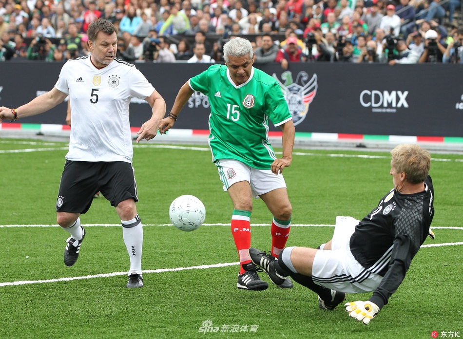 一桩六千万转会的落空，如何让曼联和维拉同时感到悔不当初